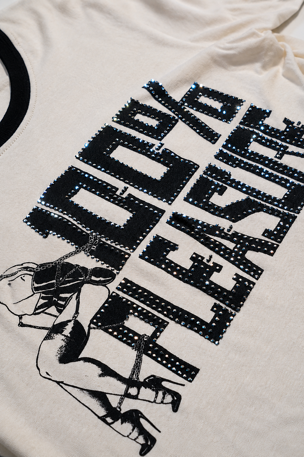 100% Pleasure Strass Ringer Tee